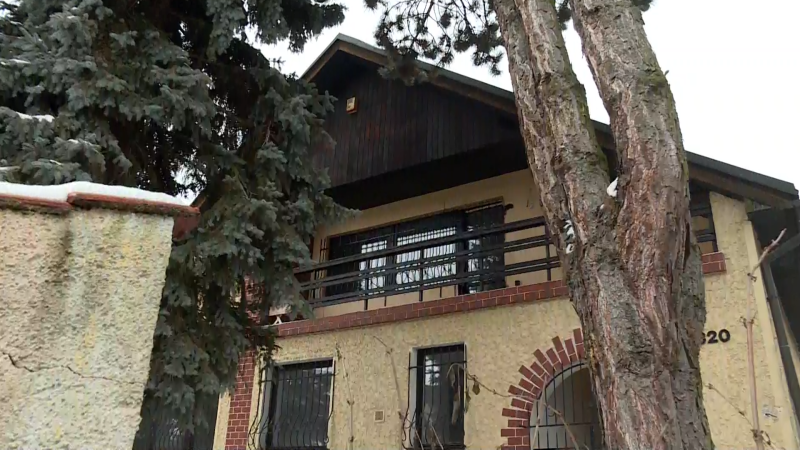 Vila mafiána Běly se nakonec prodala za zlomek ceny. Romského bosse u ní zastřelili