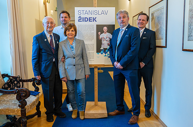 Průlet historií českého krasobruslení. Osobnosti a okamžiky připomíná výstava