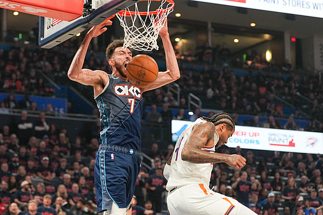 Oklahoma City zvýšilo vedení v sérii, Detroit po 18 letech vyhrál v play off doma