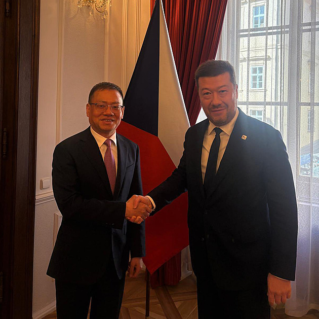 Okamura přijal čínského velvyslance. Chce tu více turistů, řešili i novou přímou linku