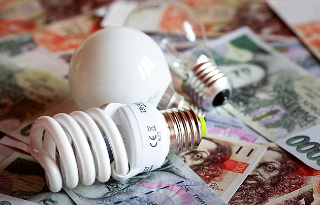 Dodavatelé energií čelili zkoušce nervů, někteří ji neustáli a zdražovali