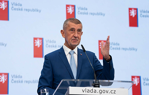 Vláda bude po návratu z letní dovolené jednat o opatřeních proti suchu