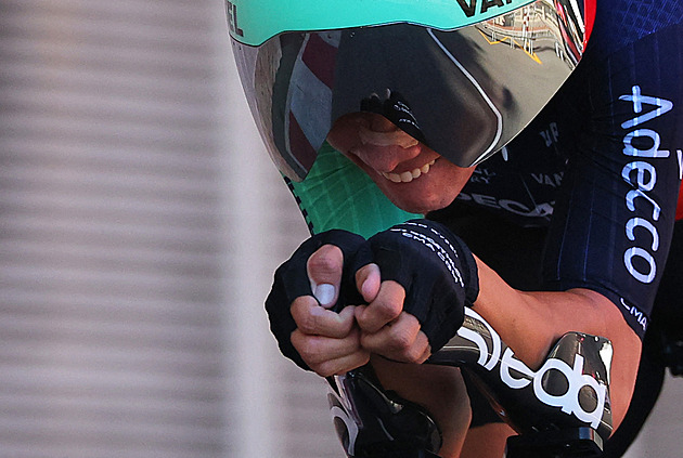 Vuelta ONLINE: Úvodní časovka v Monaku. Vede Thornley, chystají se favorité